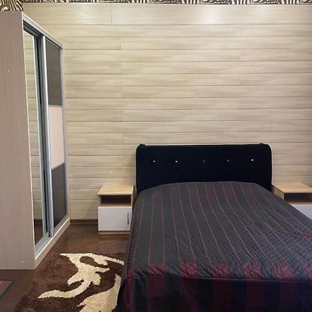 Apartament on Gagarin Avenue Apartment Kiev Bagian luar foto